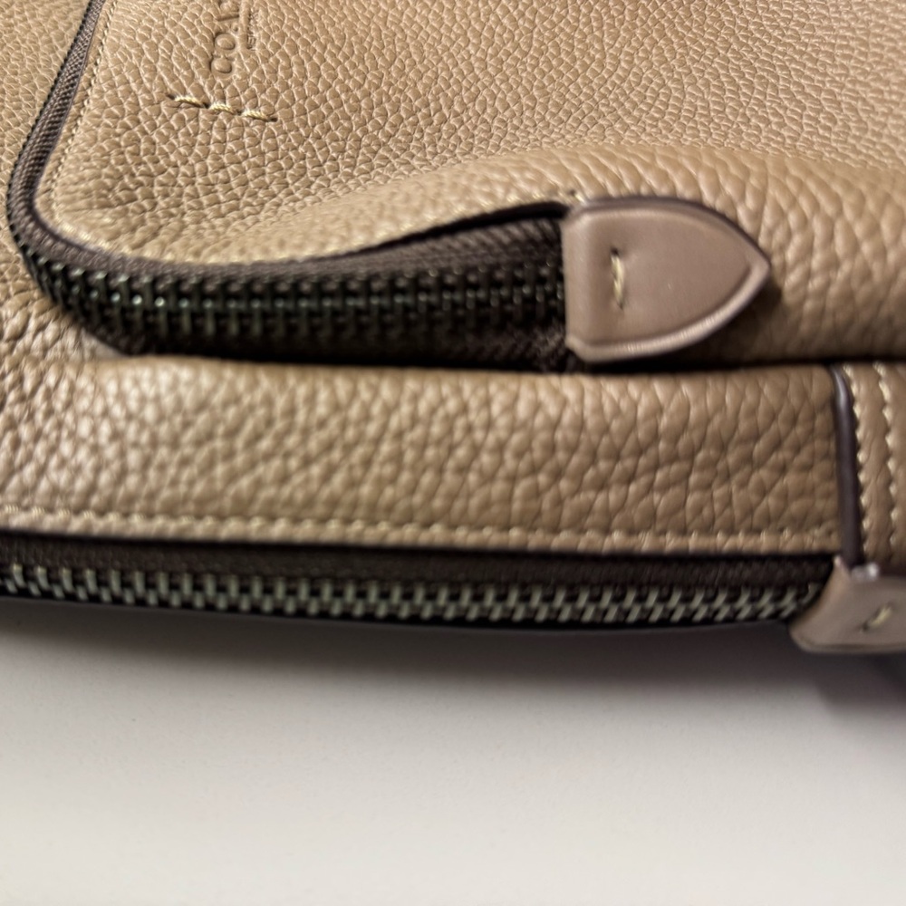 Coach I Men’s Gotham Pack I Leather Shoulder Bag I Dark Stone C5331 NWT - Picture 7 of 12